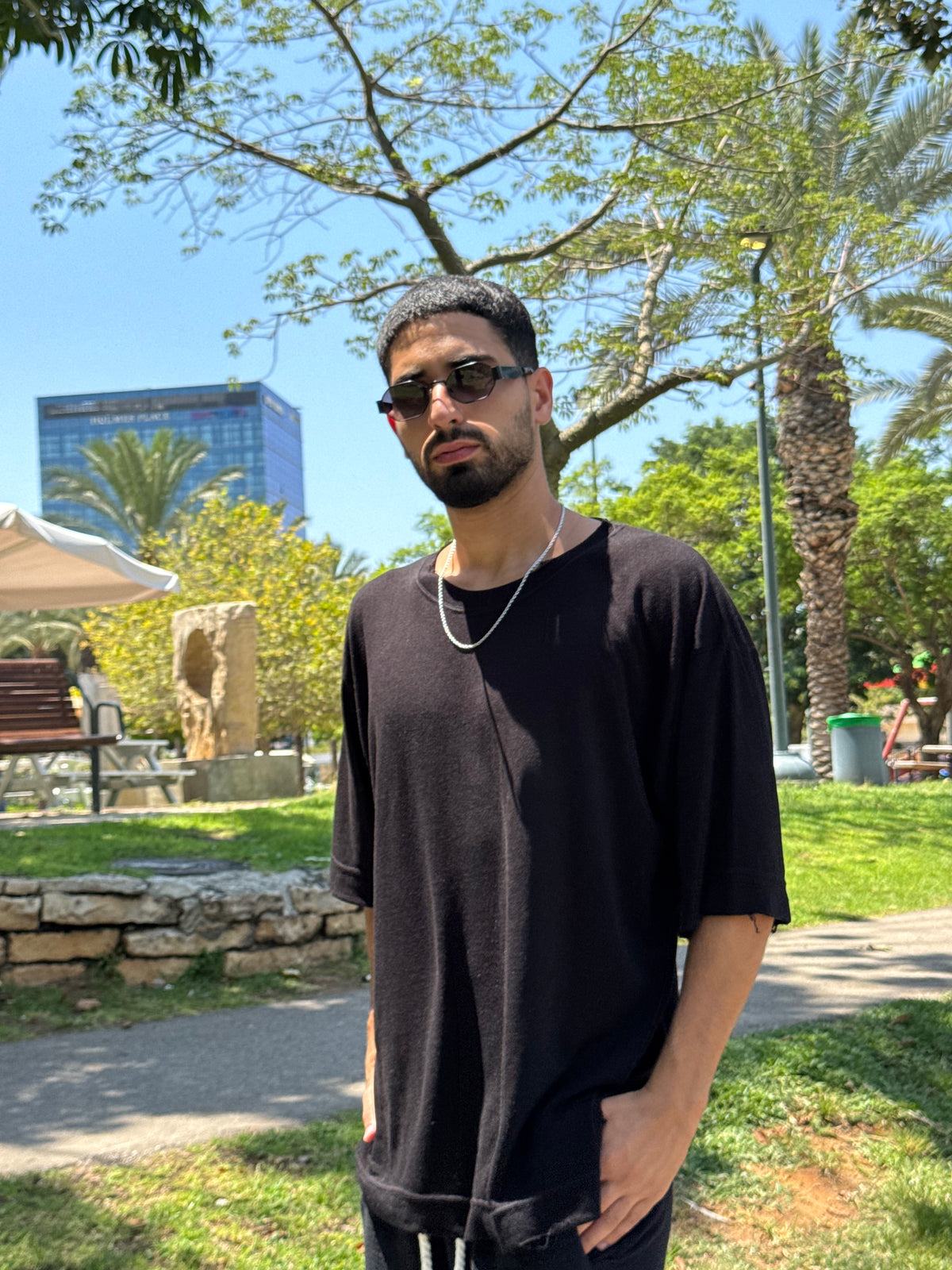 Riviera Linen Tee – Black